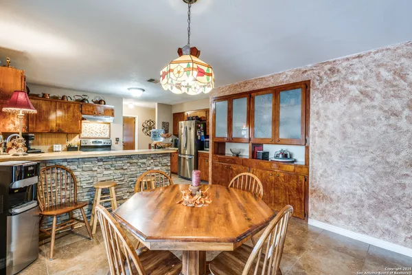 $628,000 | 300 County Road 324, Adkins, TX 78101