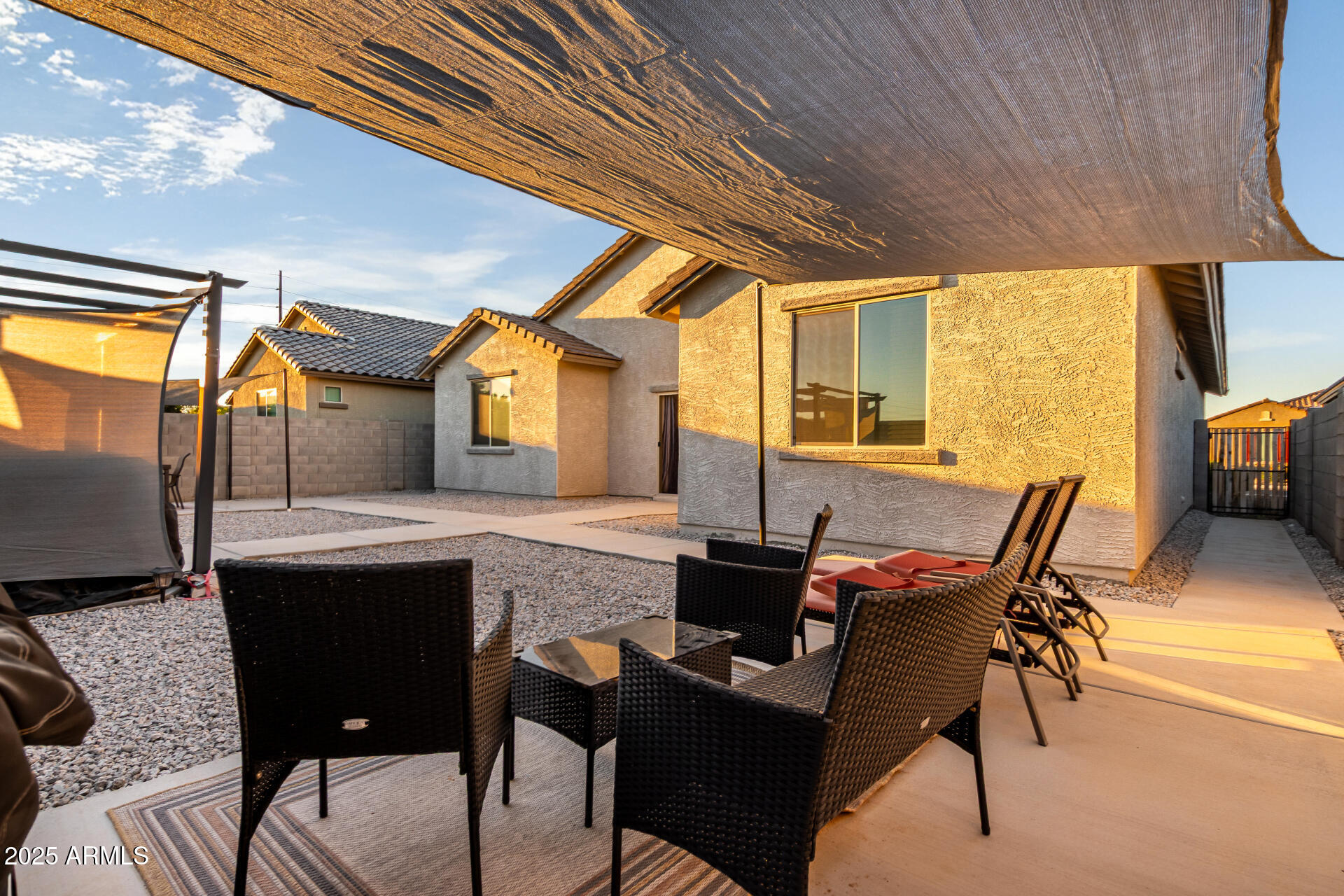 10637 West Crown King Road Tolleson, AZ 85353 - Photo 19 of 19 a dining room with furniture and window