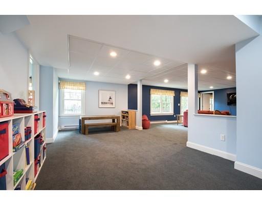 111 Crest Road Wellesley, MA 02482 - Photo 20 of 27