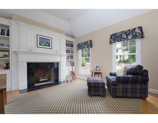 111 Crest Road Wellesley, MA 02482 - Photo 10 of 27