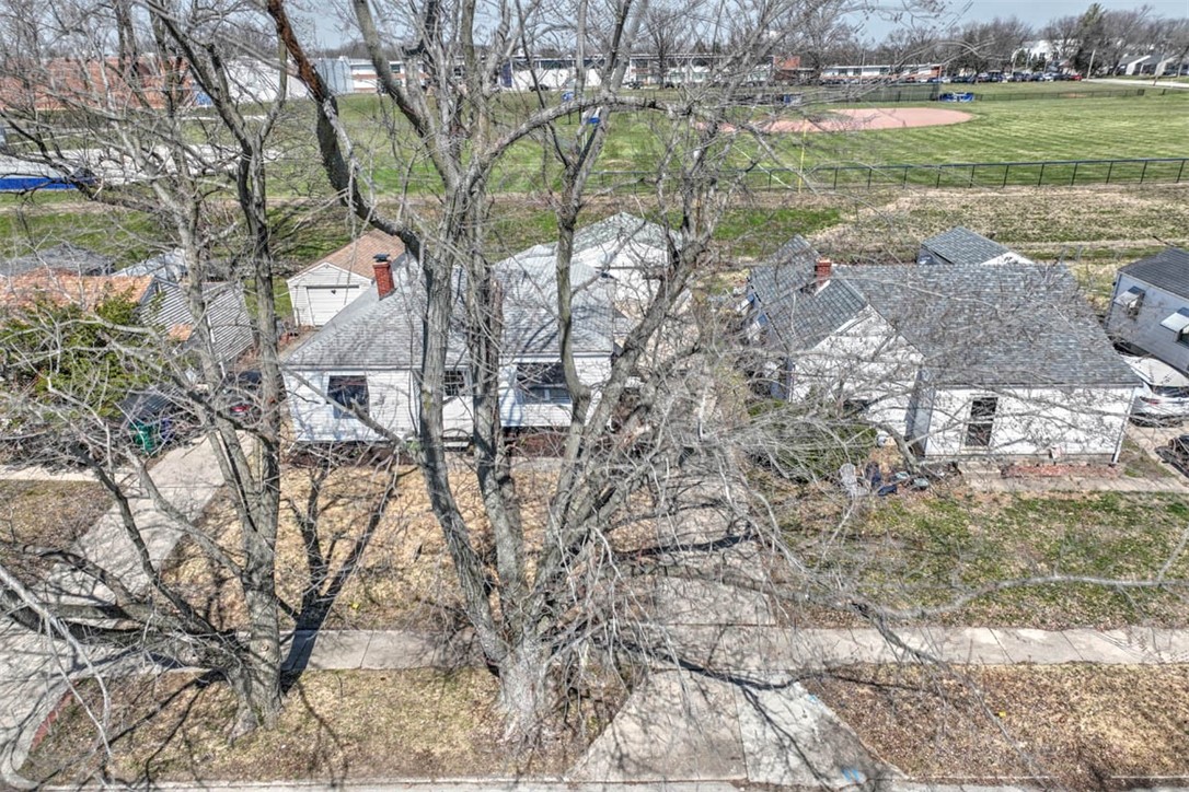 1368 West Marietta Street Decatur, IL 62522 - Photo 2 of 24