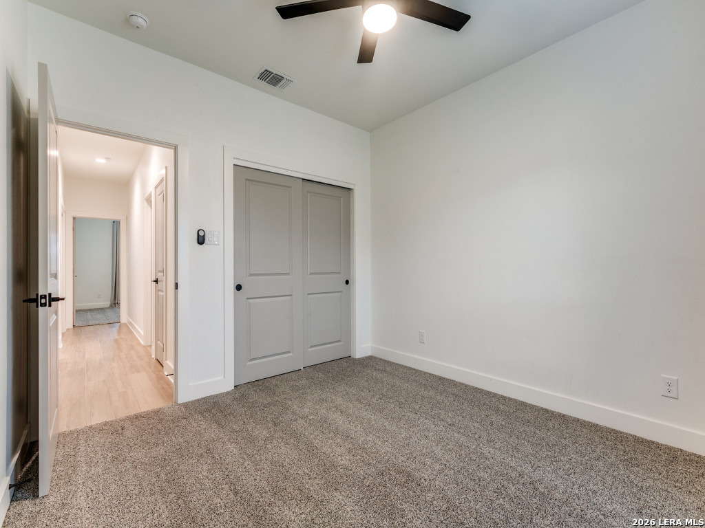 1015 Timbercrest Pleasanton, TX 78064 - Photo 21 of 26 an empty room with a bathroom
