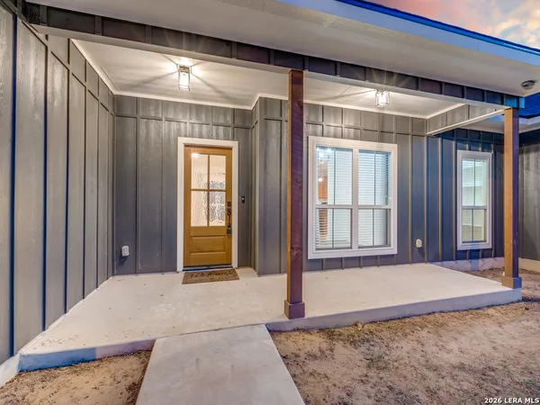 $465,000 | 1015 Timbercrest, Pleasanton, TX 78064