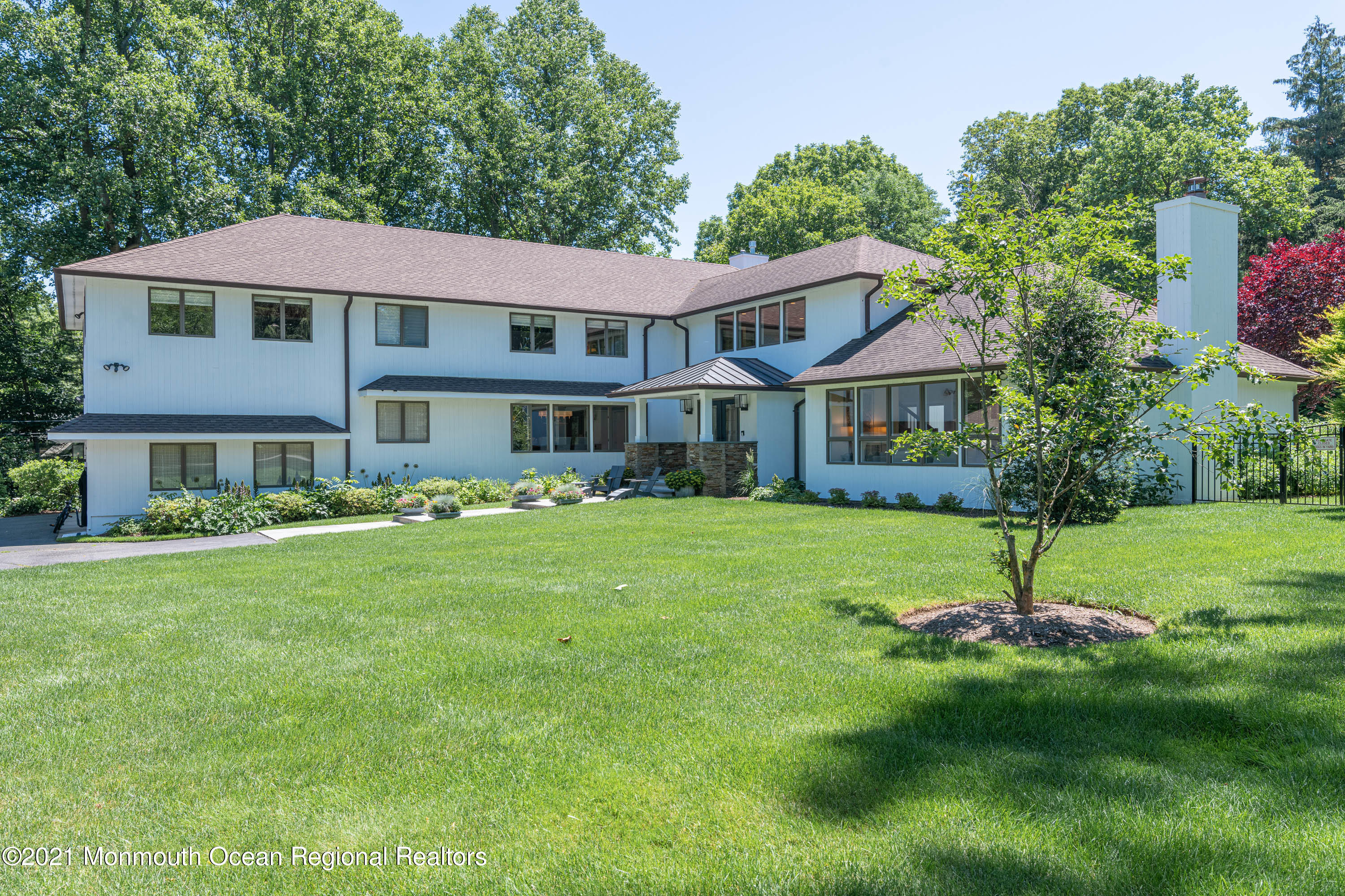 2D684D64-09B4-4568-88B6-8FAE48A63517