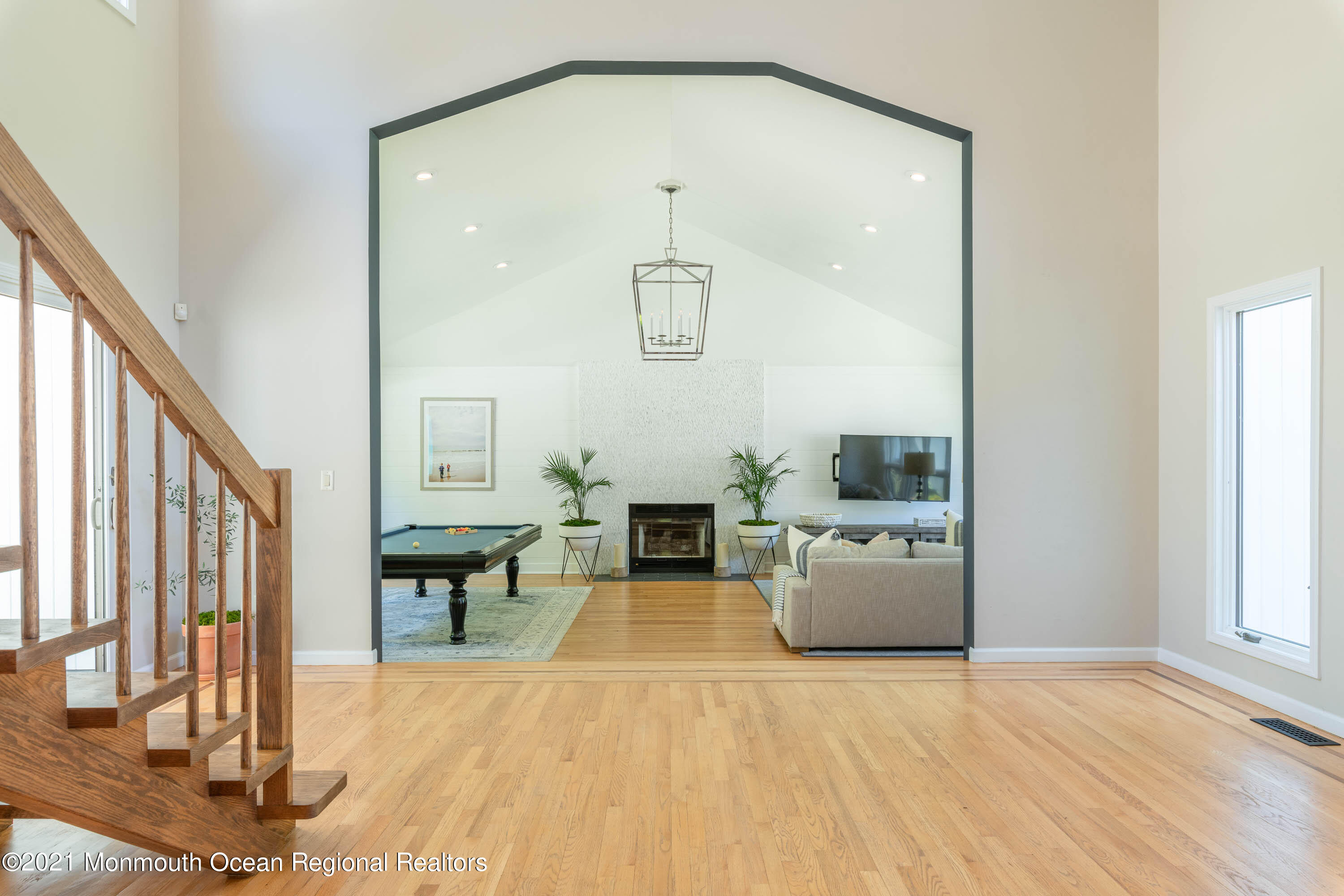 63 Ridge Road Rumson, NJ 07760 - Photo 12 of 66 D406525D-8B4E-44C0-B775-6070BD2D7EA6