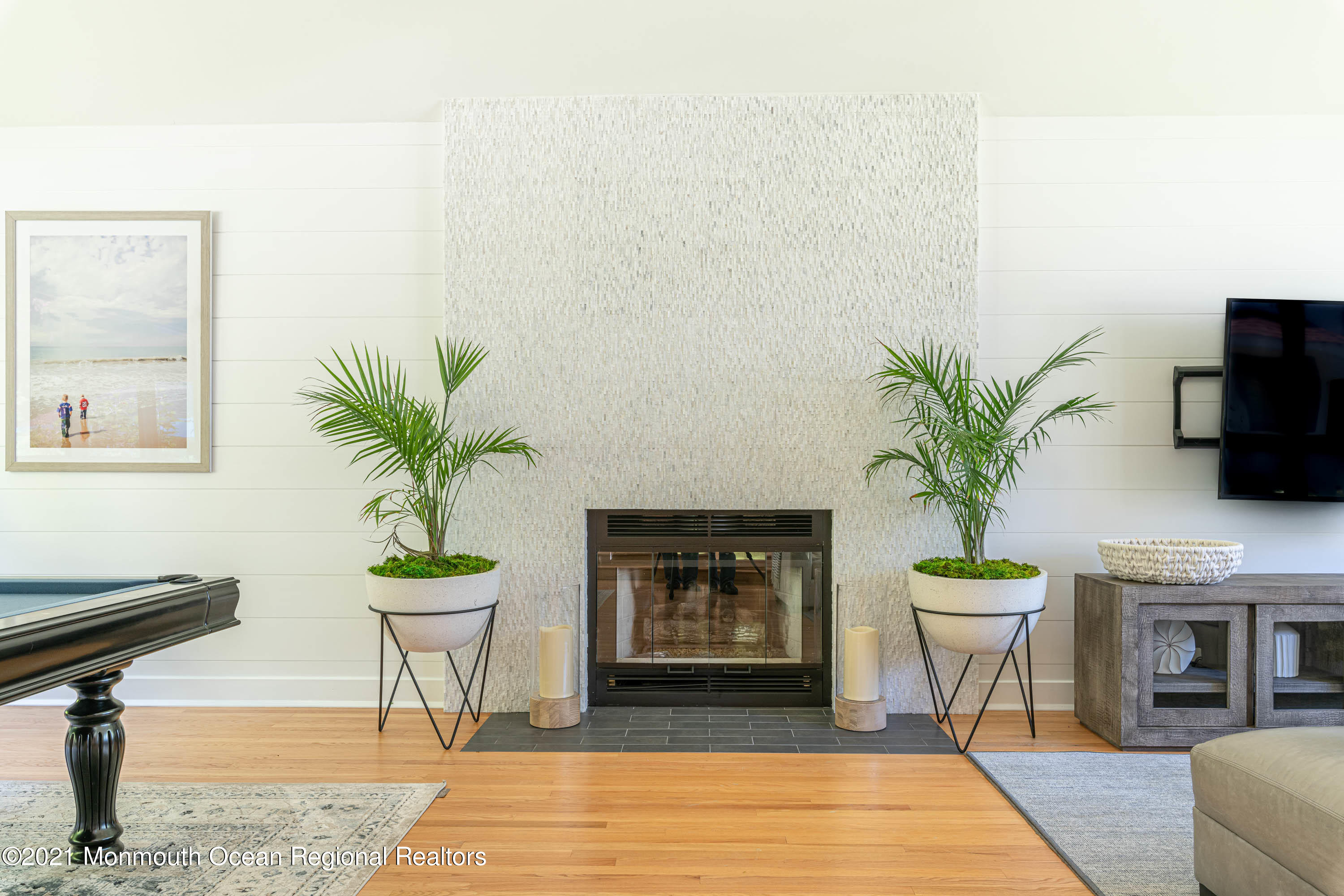 63 Ridge Road Rumson, NJ 07760 - Photo 13 of 66 A4B63E1D-8024-4847-9BB3-86A7108E88A9