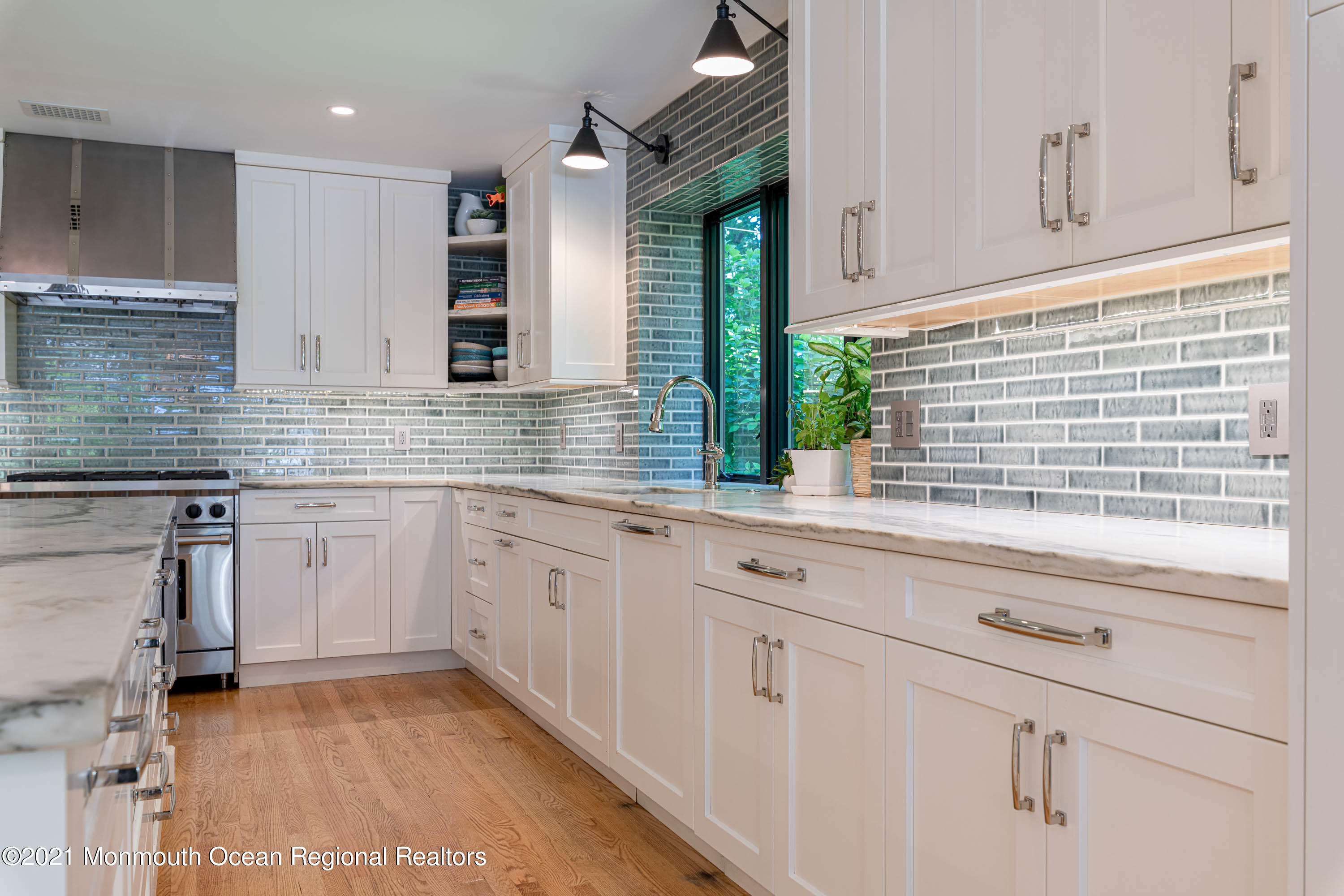 63 Ridge Road Rumson, NJ 07760 - Photo 20 of 66 A98B9ADC-6F73-40F8-B931-28AB3E7F20AC