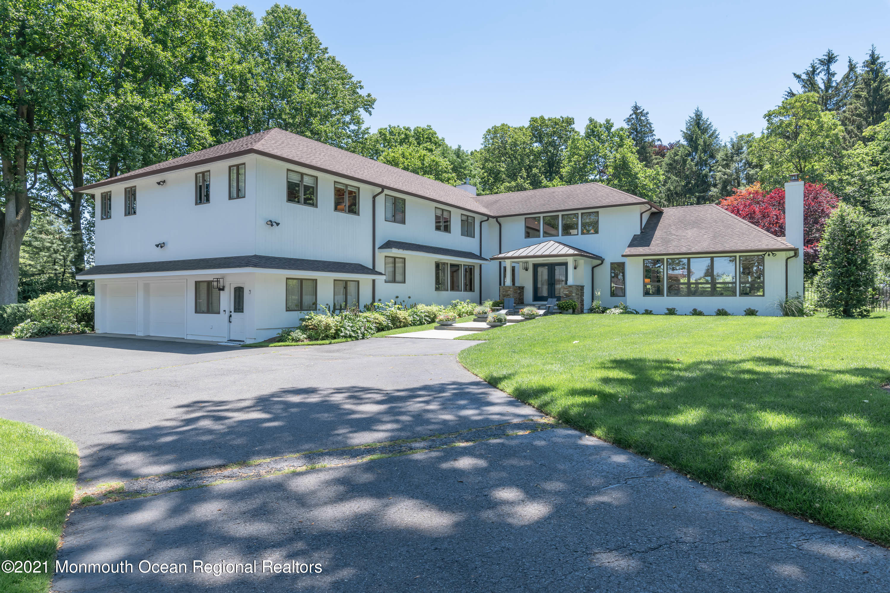 63 Ridge Road Rumson, NJ 07760 - Photo 4 of 66 B20838FB-7118-4E94-90FD-D5BE74579E29