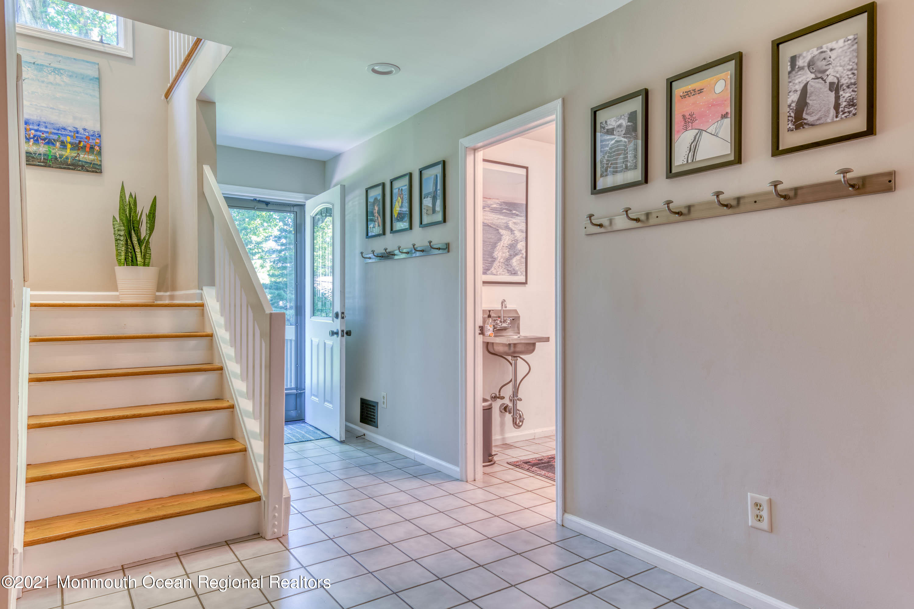 63 Ridge Road Rumson, NJ 07760 - Photo 32 of 66 C0BC138C-6890-486A-8E59-357AE8523AC3