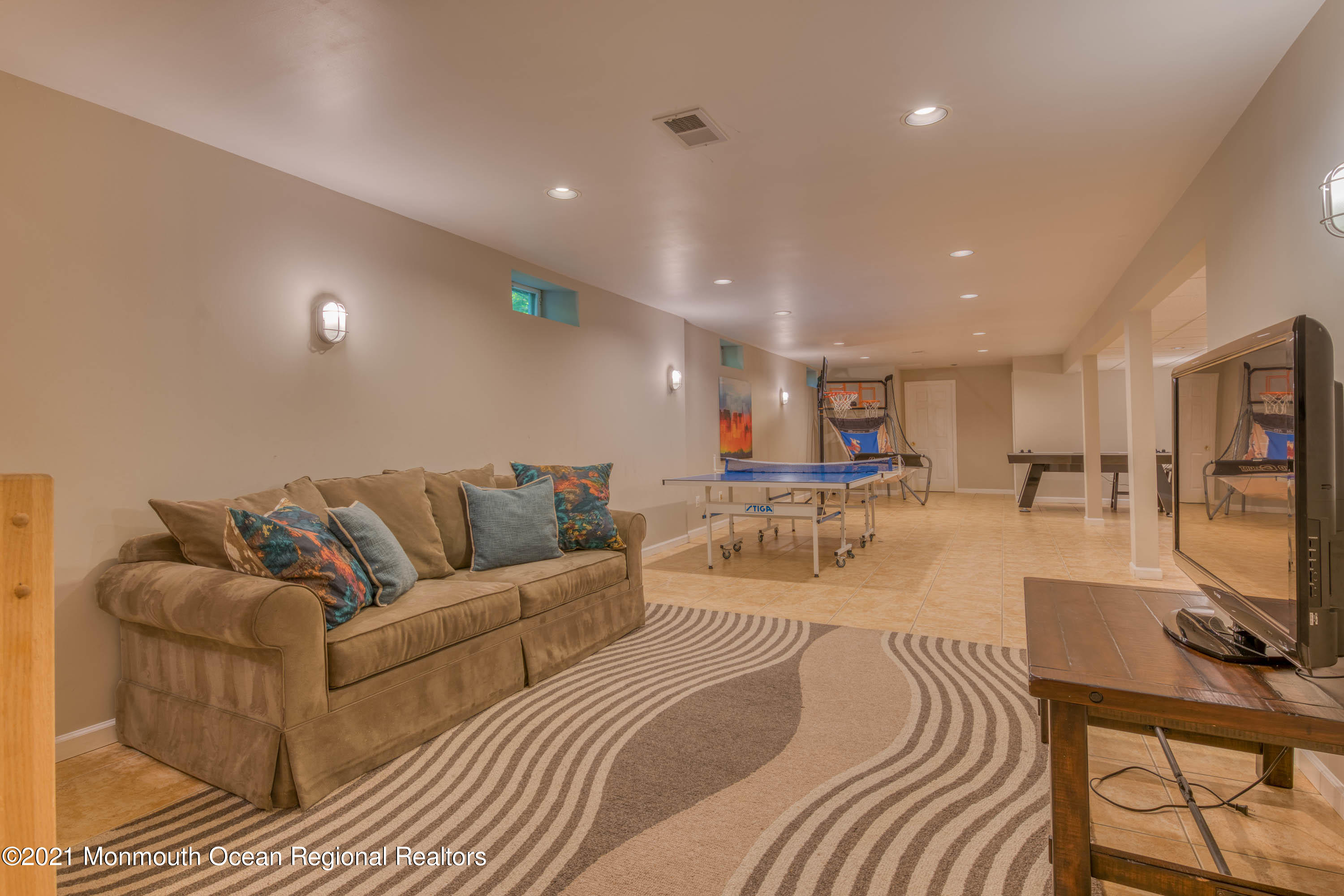 63 Ridge Road Rumson, NJ 07760 - Photo 51 of 66 03DEA536-F0B8-4C71-B5F8-E125708FFC98