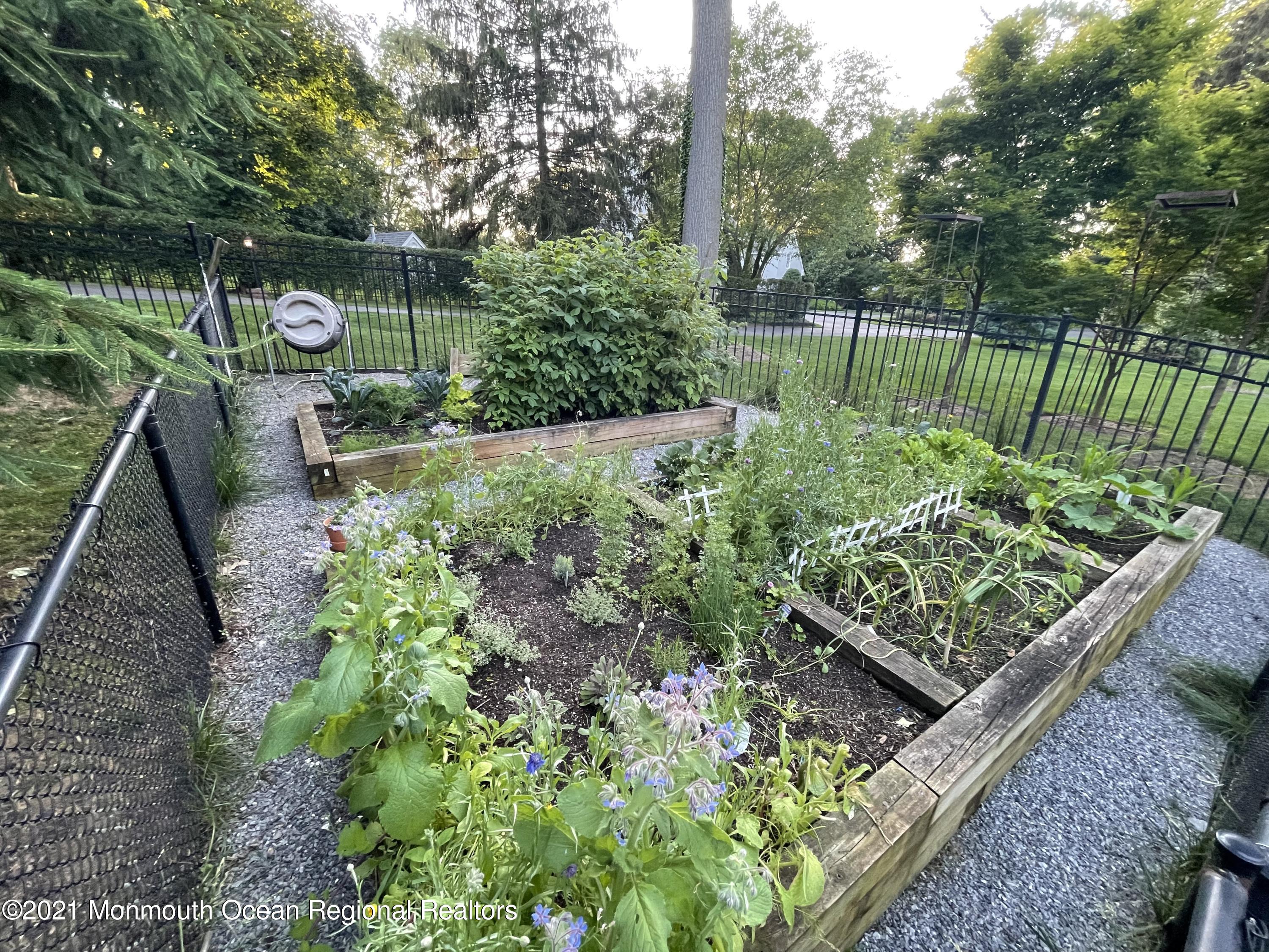 63 Ridge Road Rumson, NJ 07760 - Photo 66 of 66 557F2D08-0942-4EA3-AE92-CCDB66DA7E5B