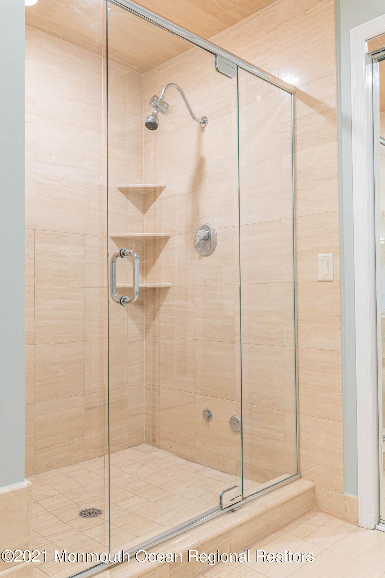 63 Ridge Road Rumson, NJ 07760 - Photo 9 of 66 789FEF43-360D-4666-A34C-EED8E1E5419E