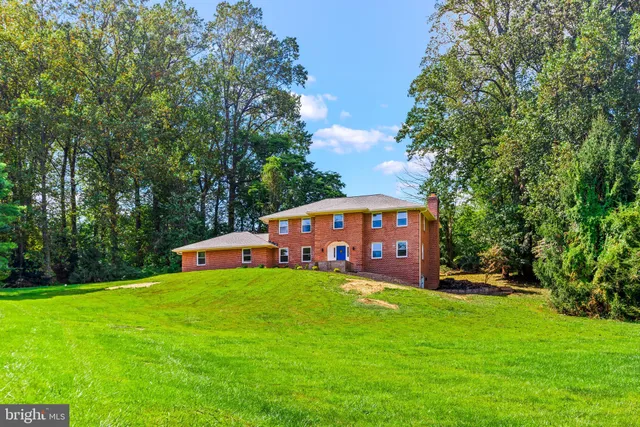 $880,000 | 4 7 Springs Court, Phoenix, MD 21131