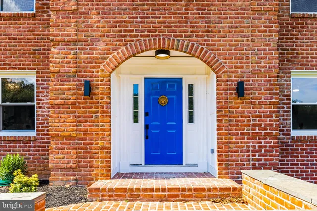 $880,000 | 4 7 Springs Court, Phoenix, MD 21131