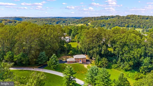 $880,000 | 4 7 Springs Court, Phoenix, MD 21131