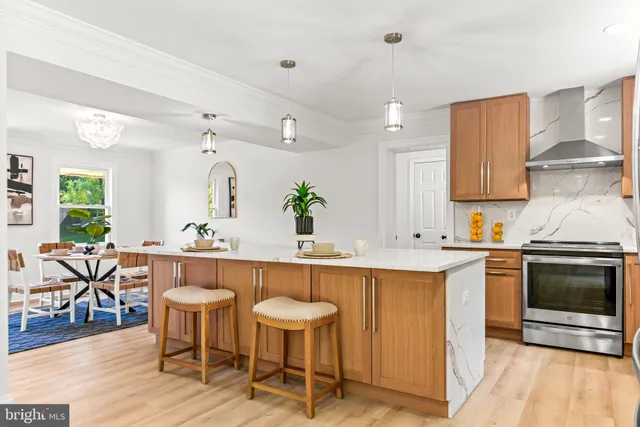 $880,000 | 4 7 Springs Court, Phoenix, MD 21131