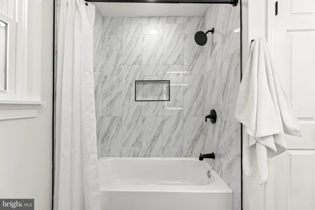 $880,000 | 4 7 Springs Court, Phoenix, MD 21131