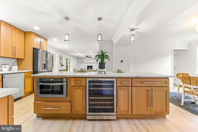 $880,000 | 4 7 Springs Court, Phoenix, MD 21131