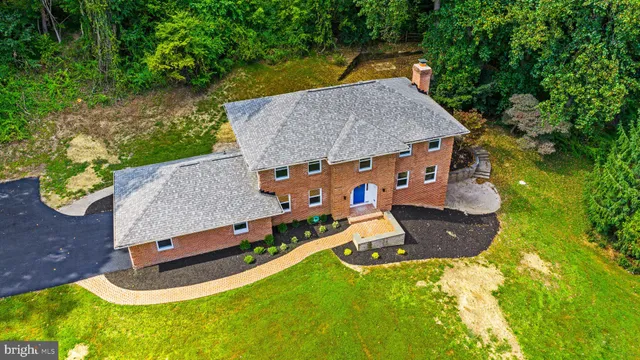 $880,000 | 4 7 Springs Court, Phoenix, MD 21131