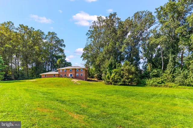 $880,000 | 4 7 Springs Court, Phoenix, MD 21131