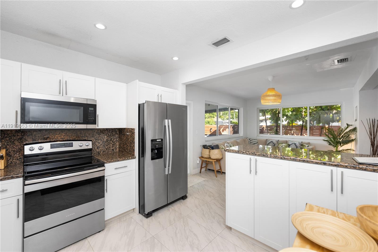 1331 Northeast 160th Street North Miami Beach, FL 33162 - Photo 14 of 31