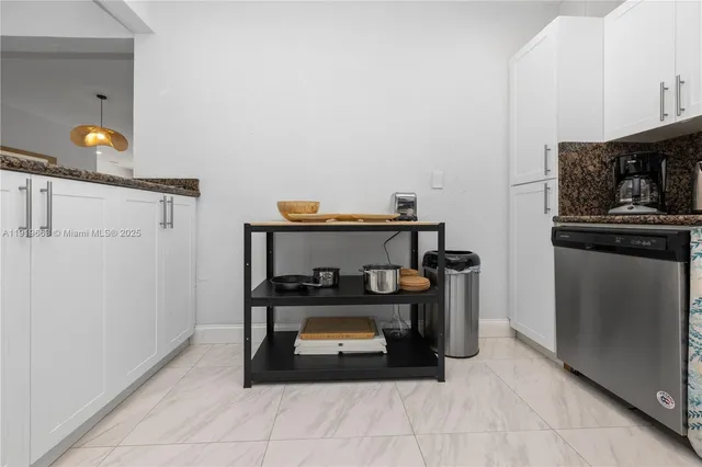 $4,900 | 1331 Northeast 160th Street, North Miami Beach, FL 33162