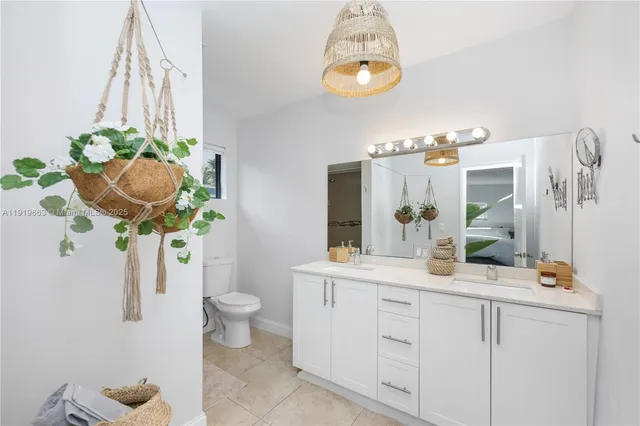 $4,900 | 1331 Northeast 160th Street, North Miami Beach, FL 33162