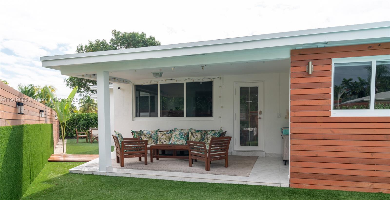 1331 Northeast 160th Street North Miami Beach, FL 33162 - Photo 26 of 31