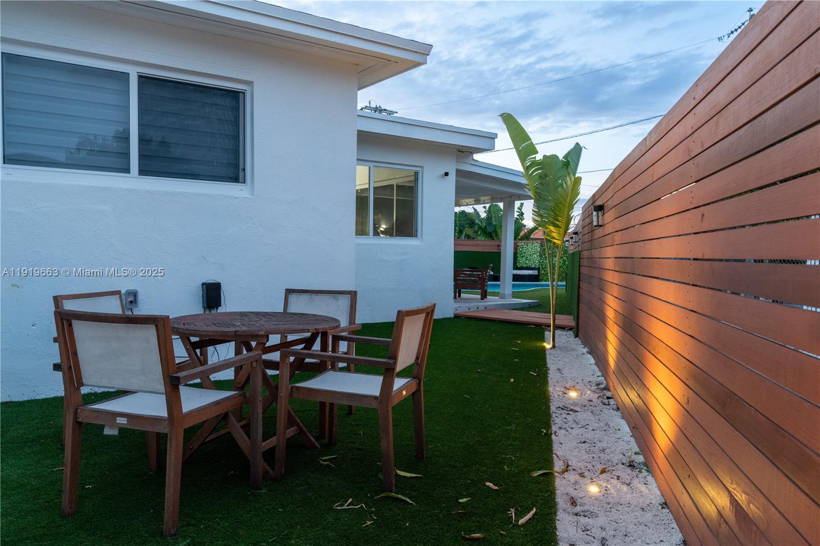 1331 Northeast 160th Street North Miami Beach, FL 33162 - Photo 27 of 31