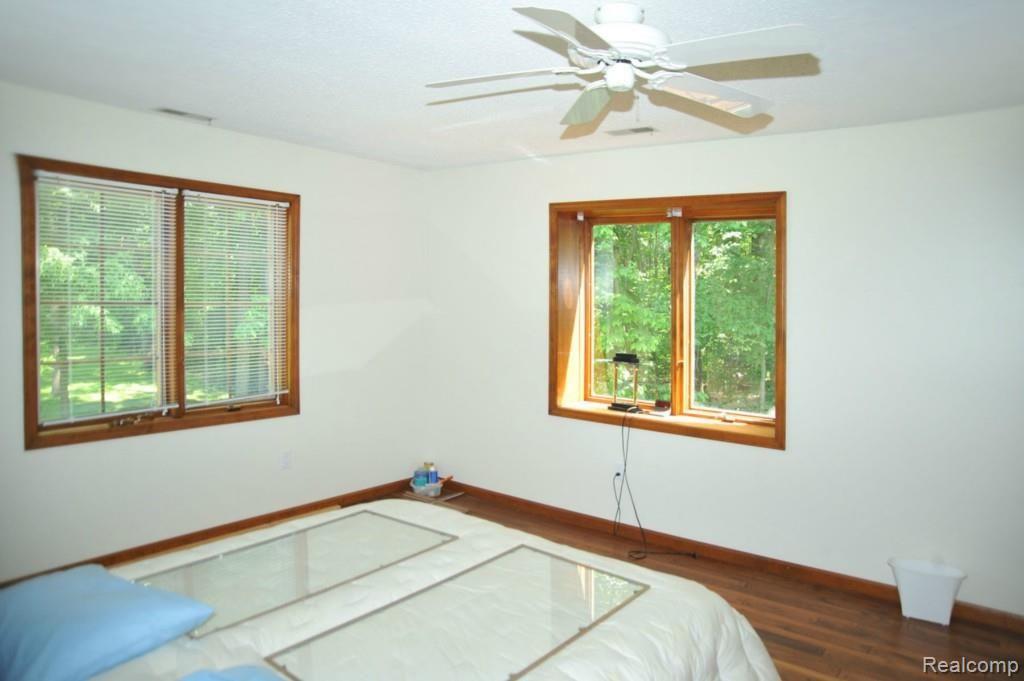 2290 Gale Road Ann Arbor, MI 48105 - Photo 20 of 27 2290 Gale - Upstairs Master Bedroom.jpg