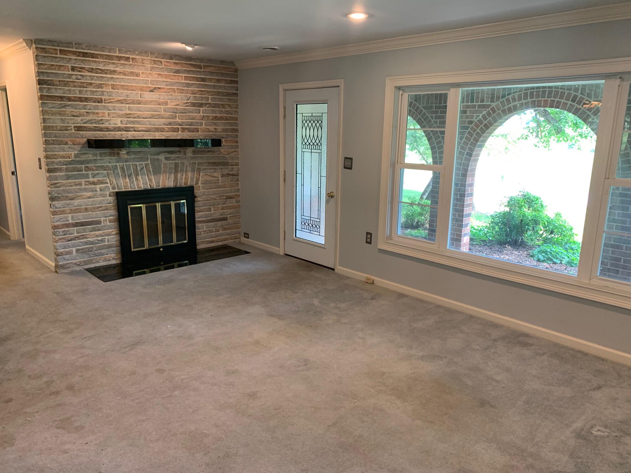 795 Waterworks Road Danville, KY 40422 - Photo 24 of 33 795 Waterworks Living Room with stone fi