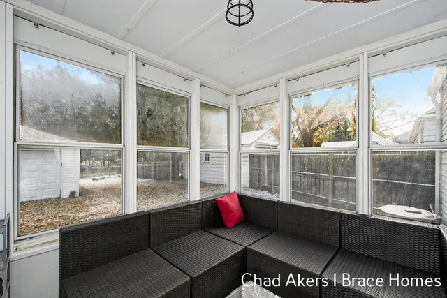 $254,900 | 2924 Union Avenue Southeast, Grand Rapids, MI 49548