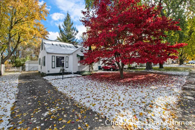 $254,900 | 2924 Union Avenue Southeast, Grand Rapids, MI 49548