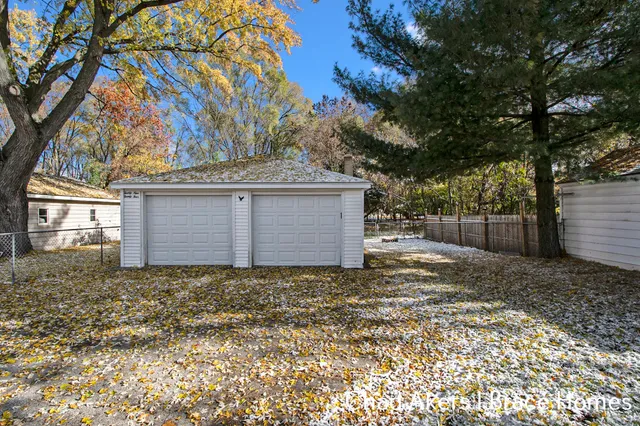 $254,900 | 2924 Union Avenue Southeast, Grand Rapids, MI 49548