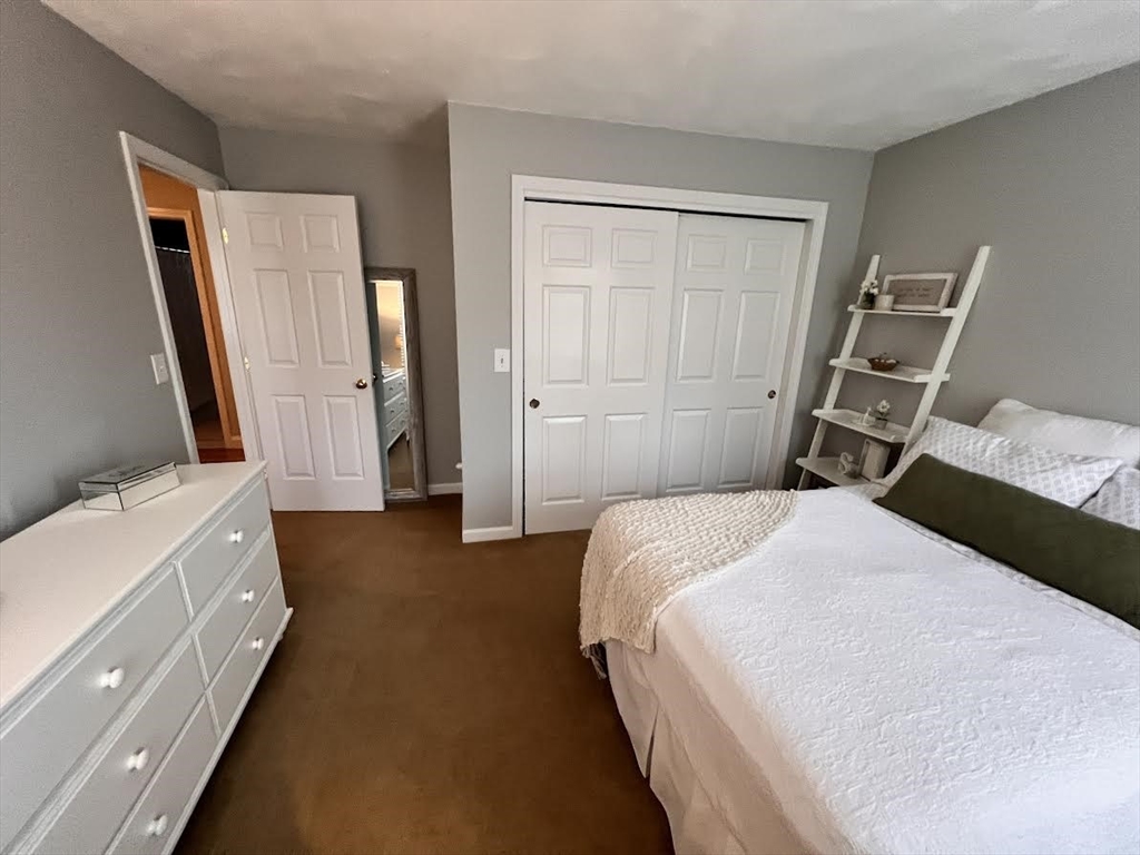 1 Brenton Wood Road Hudson, MA 01749 - Photo 4 of 36
