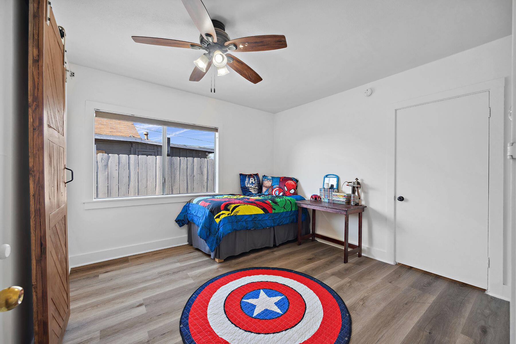 261 South Belmont Road Exeter, CA 93221 - Photo 21 of 33 21 - Bedroom #1 (1)