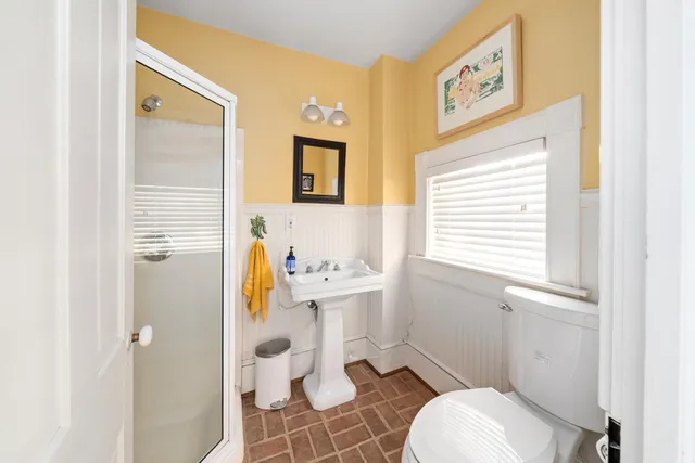 $1,085,000 | 649 Shawnee Trail, Troutville, VA 24175