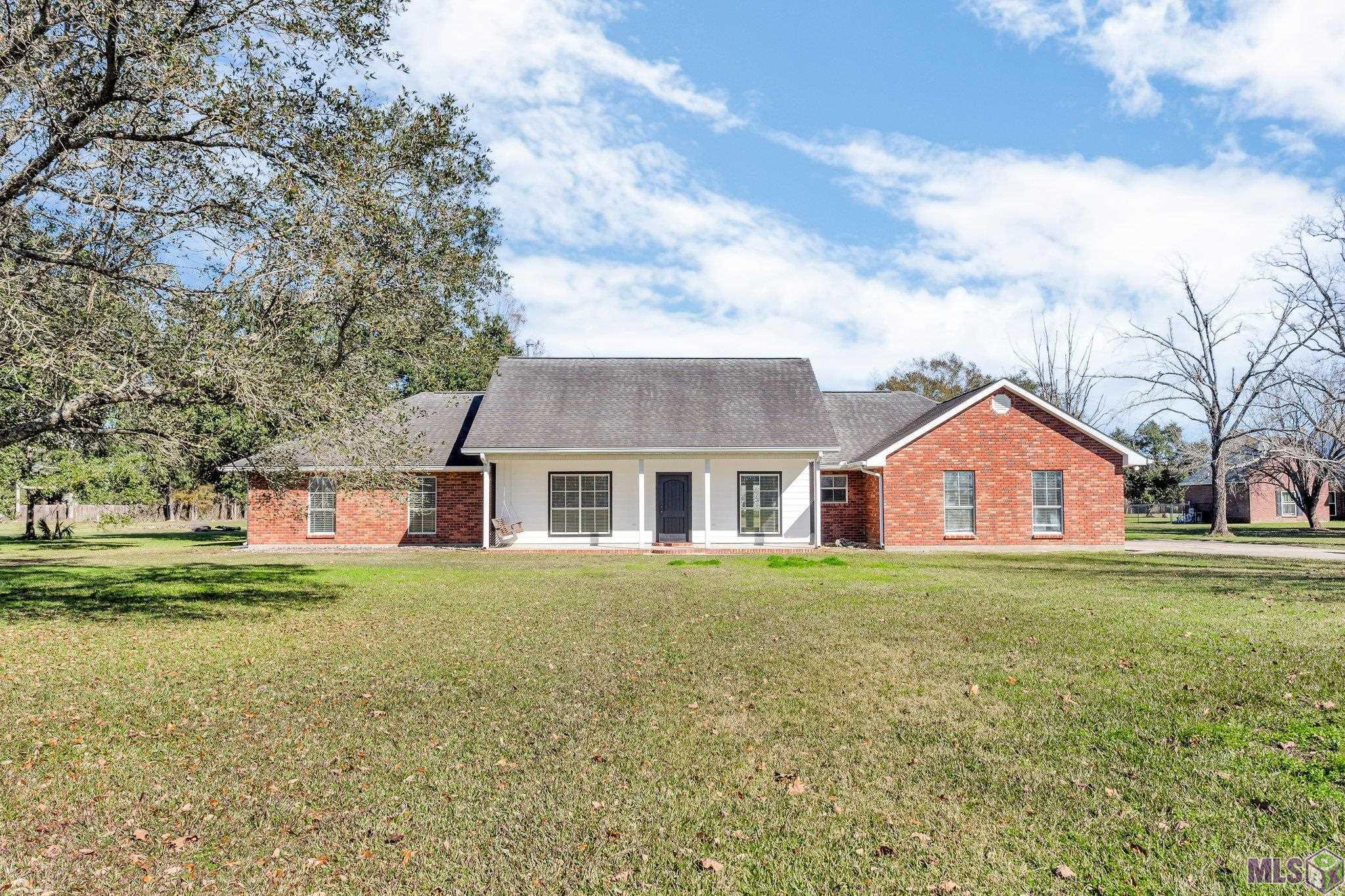 42056 Jamie Road Prairieville, LA 70769 - Photo 4 of 29 Gallery Image 4