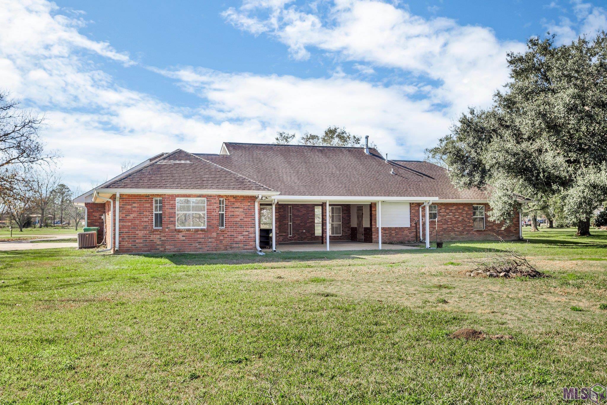42056 Jamie Road Prairieville, LA 70769 - Photo 6 of 29 Gallery Image 6