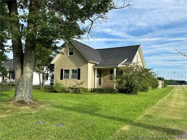 $89,900 | 277 East Main Street, Austin, IN 47102
