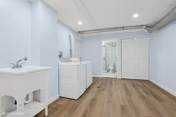 $4,200 | 1001 Oakton Street, Park Ridge, IL 60068