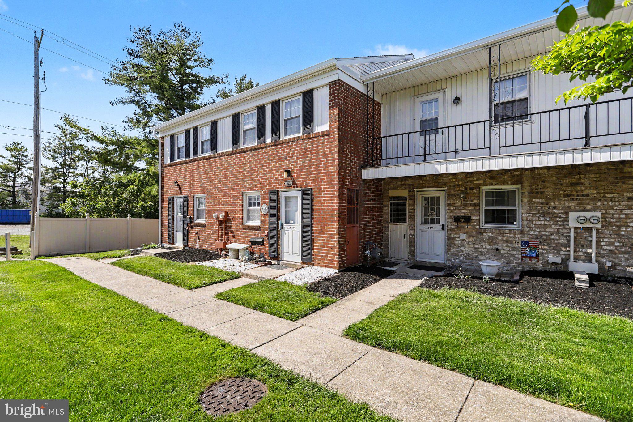 1638 Devers Road York, PA 17404 - Photo 5 of 32