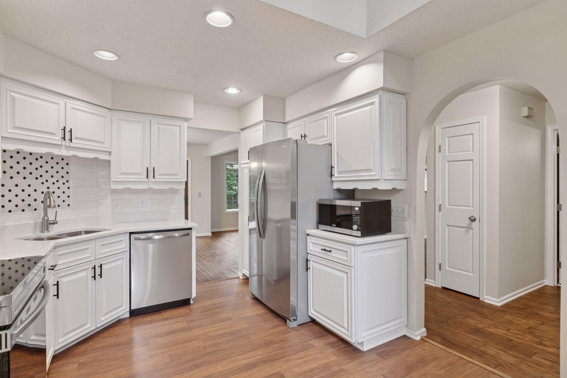 7406 Cahill Road Edina, MN 55439 - Photo 13 of 53