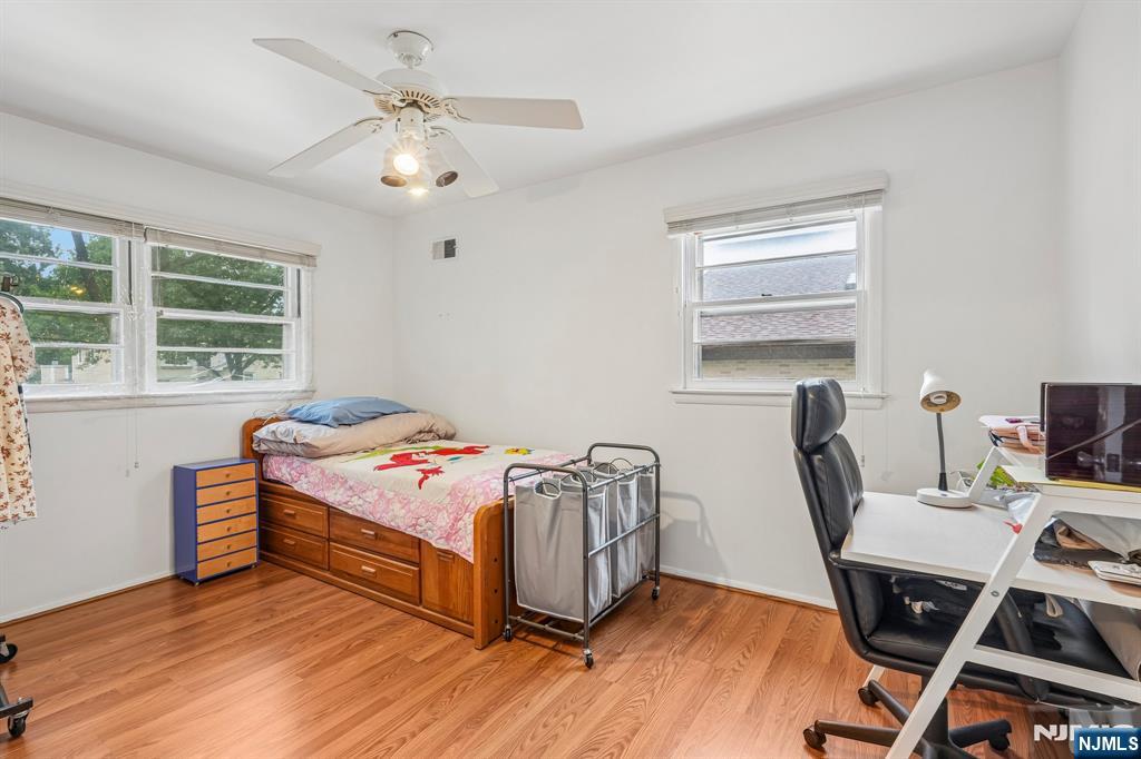 108 Morningside Road Paramus, NJ 07652 - Photo 26 of 45
