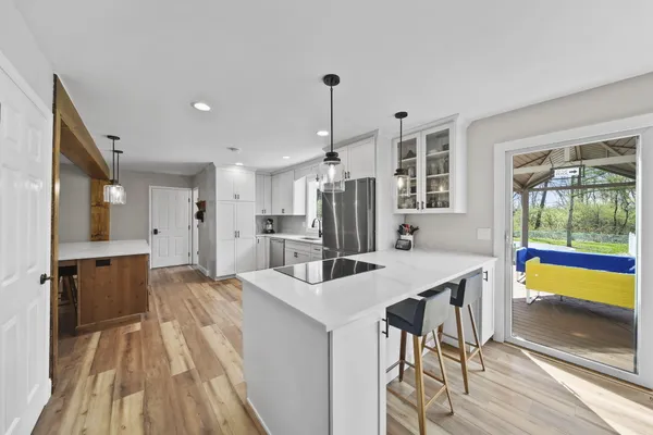 $639,999 | 5427 Vrooman Road, Jackson, MI 49201