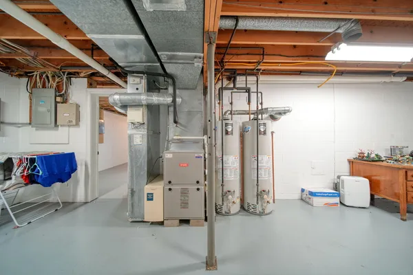 $639,999 | 5427 Vrooman Road, Jackson, MI 49201