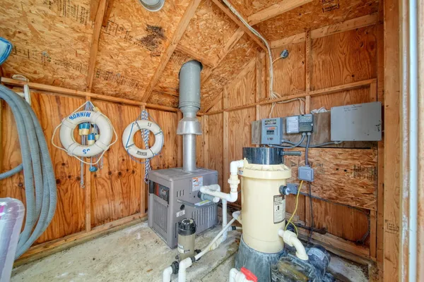 $639,999 | 5427 Vrooman Road, Jackson, MI 49201