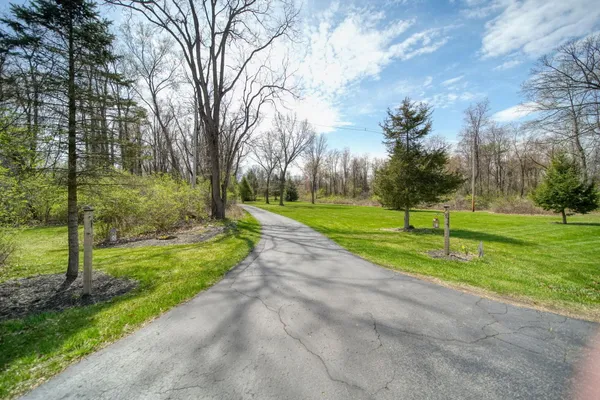 $639,999 | 5427 Vrooman Road, Jackson, MI 49201