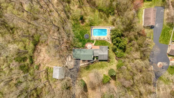 $639,999 | 5427 Vrooman Road, Jackson, MI 49201