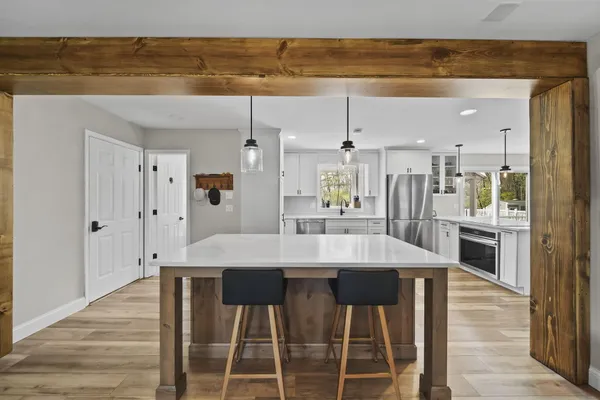 $639,999 | 5427 Vrooman Road, Jackson, MI 49201